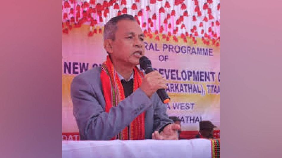 Tripura MLA urges Amit Shah to form high-level committee, special task force against illegal Bangladeshi infiltration Tripura MLA urges Amit Shah to form high-level committee, special task force against illegal Bangladeshi infiltration