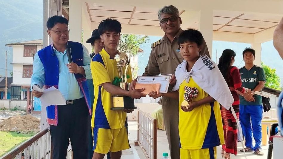 Arunachal: Hangpan Dada Memorial tournament ends in Yingkiong Arunachal: Hangpan Dada Memorial tournament ends in Yingkiong