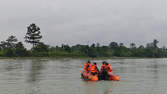 Arunachal boosts flood response with OBM, dinghy training in Namsai