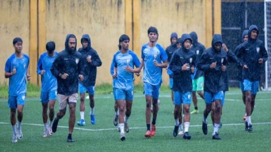 Arunachal: Incessant rain casts shadow over SAFF U19 semis in Itanagar Arunachal: Incessant rain casts shadow over SAFF U19 semis in Itanagar