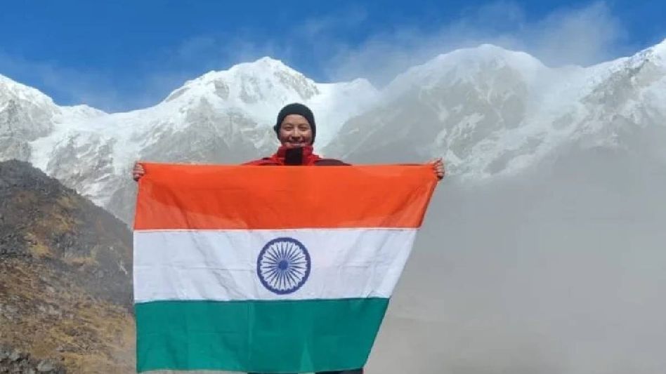 Meghalaya’s Rifiness Warjri becomes third woman from state to summit Mount Everest Meghalaya’s Rifiness Warjri becomes third woman from state to summit Mount Everest