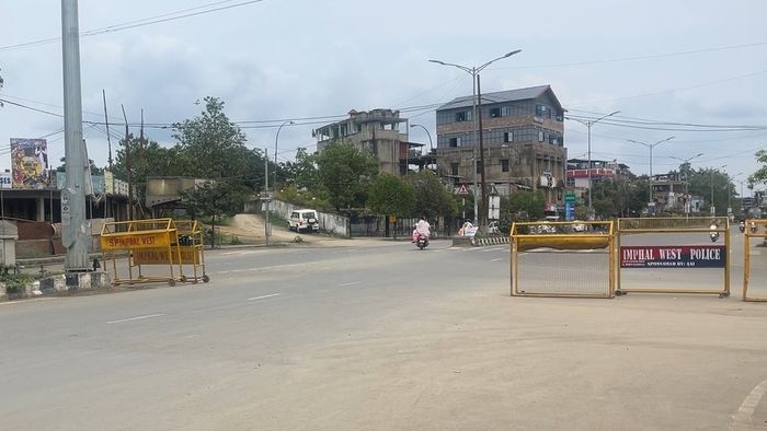 Transport shutdown paralyses Manipur valley as identity row escalates