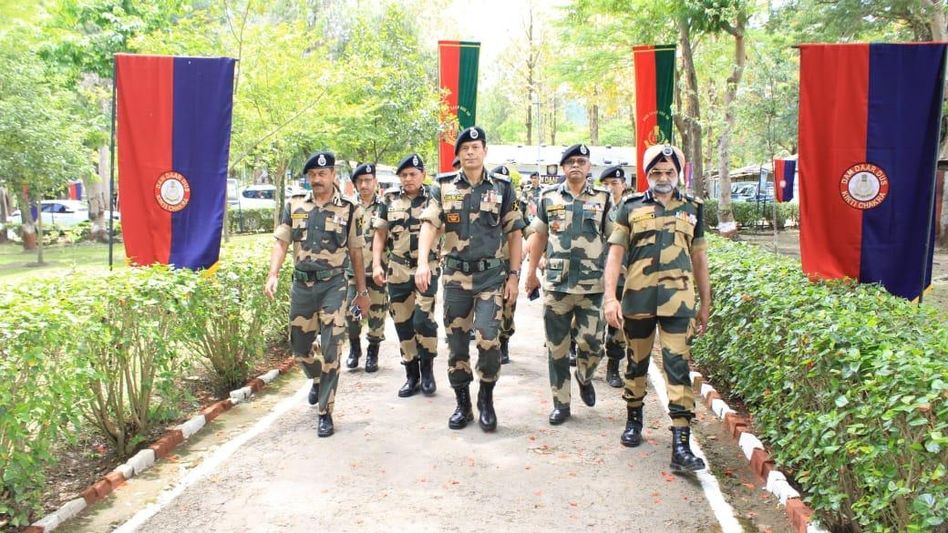 DG BSF Daljit Singh Chaudhary concludes two-day Manipur visit, reviews security operations DG BSF Daljit Singh Chaudhary concludes two-day Manipur visit, reviews security operations