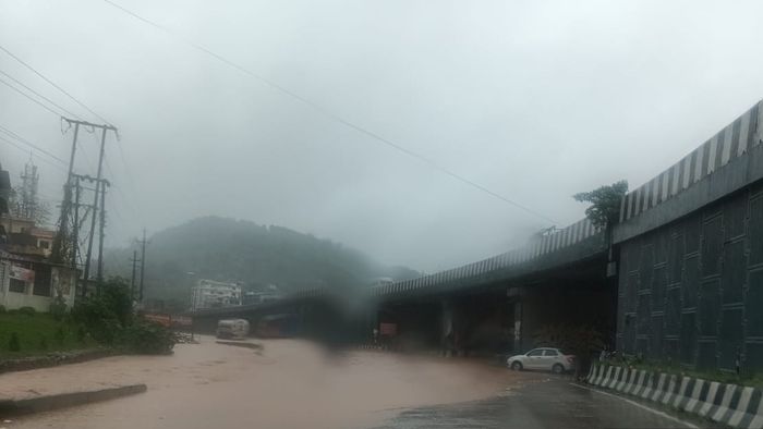 Meghalaya monsoon woes: Heavy rains cause severe traffic chaos at Jorabat on NH-6