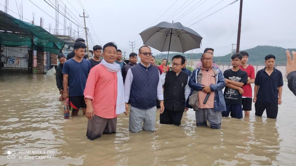 Manipur Congress team visits flood-hit Heingang, slams water resources department for negligence Manipur Congress team visits flood-hit Heingang, slams water resources department for negligence