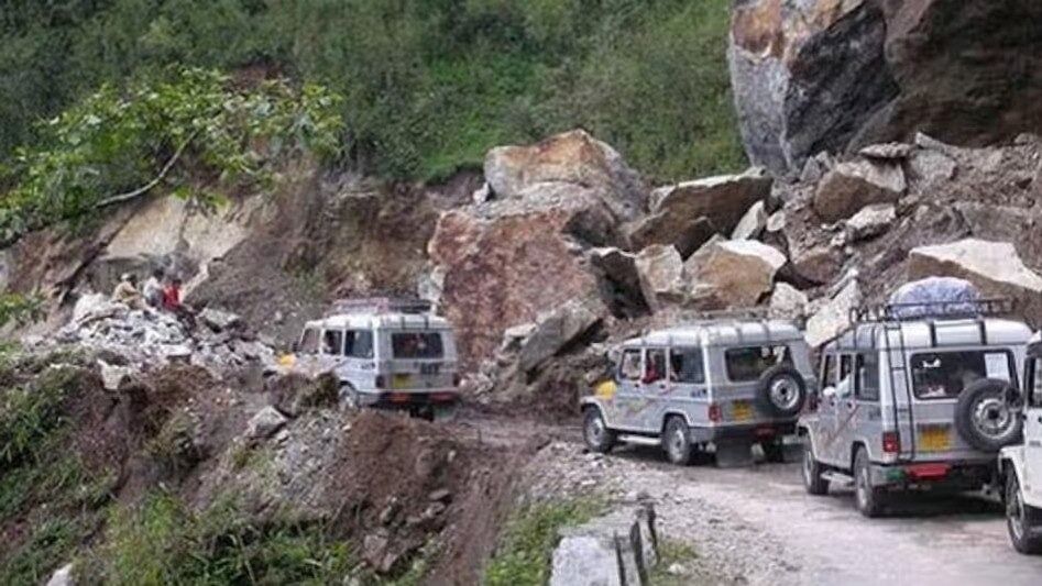 Himachal village grieves as soldier dies in Sikkim landslide Himachal village grieves as soldier dies in Sikkim landslide