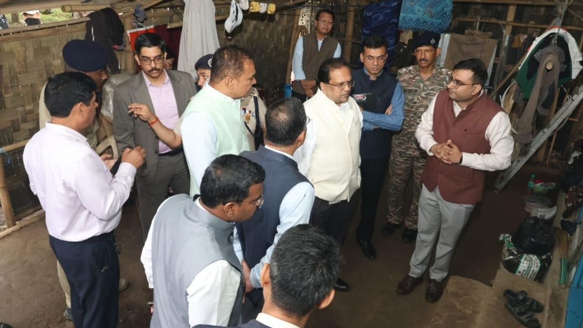 Union Home Secretary concludes two-day visit to Manipur, assures continued Centre-State coordination Union Home Secretary concludes two-day visit to Manipur, assures continued Centre-State coordination