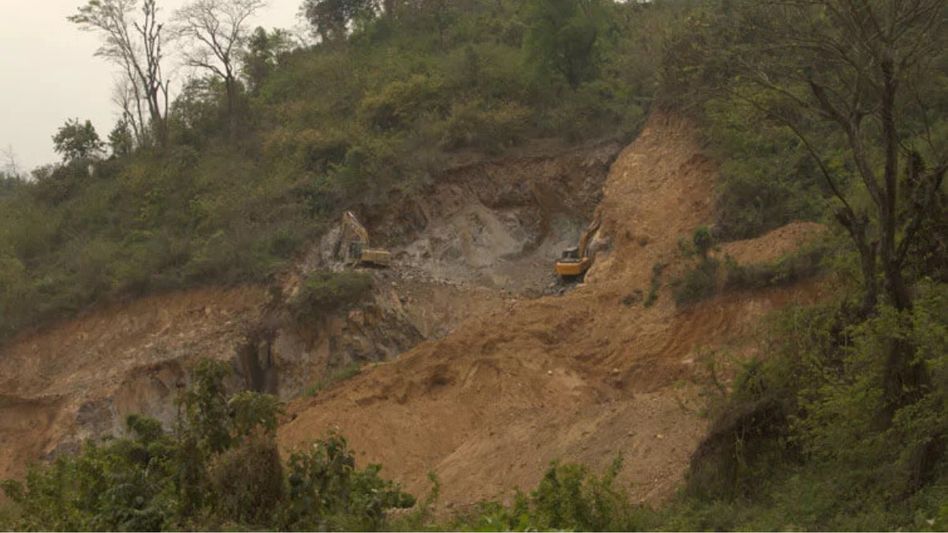 SC ban ignored as illegal mining booms near Kaziranga National Park: CEC SC ban ignored as illegal mining booms near Kaziranga National Park: CEC