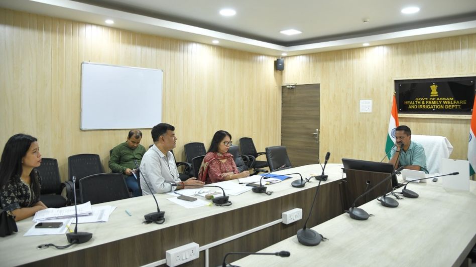 "We are committed to honouring our 'Loktantra Senanis' with dignity and support," says Ashok Singhal "We are committed to honouring our 'Loktantra Senanis' with dignity and support," says Ashok Singhal