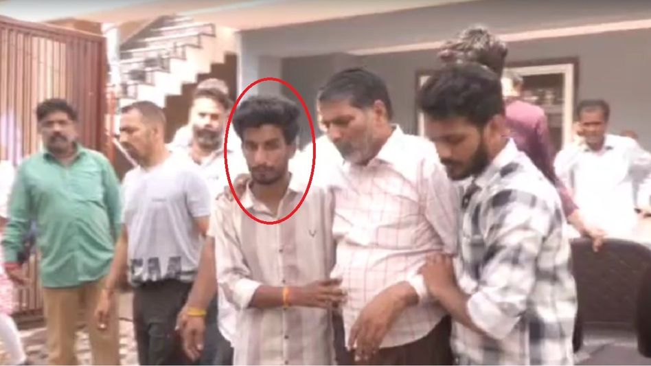 Meghalaya honeymoon horror: Accused Raj Singh Kushwaha attended victim's funeral in Indore Meghalaya honeymoon horror: Accused Raj Singh Kushwaha attended victim's funeral in Indore