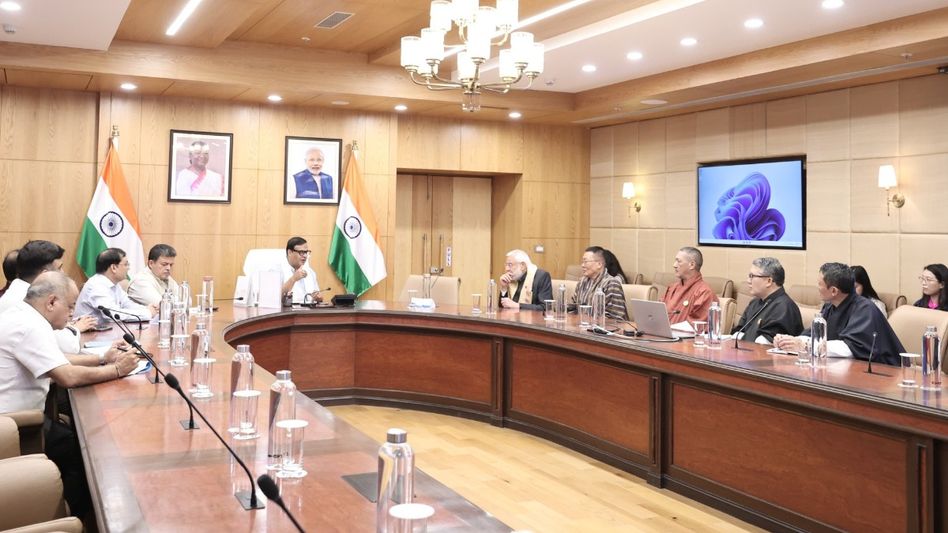 Himanta Biswa Sarma meets Bhutan’s Gelephu delegation, backs regional cooperation Himanta Biswa Sarma meets Bhutan’s Gelephu delegation, backs regional cooperation