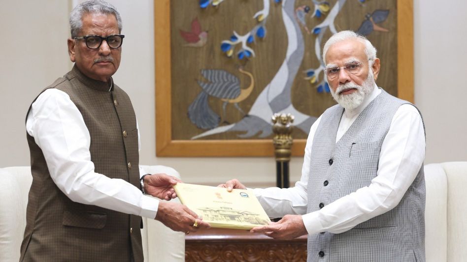 Sikkim Governor-PM Modi discuss state's development prospects Sikkim Governor-PM Modi discuss state's development prospects