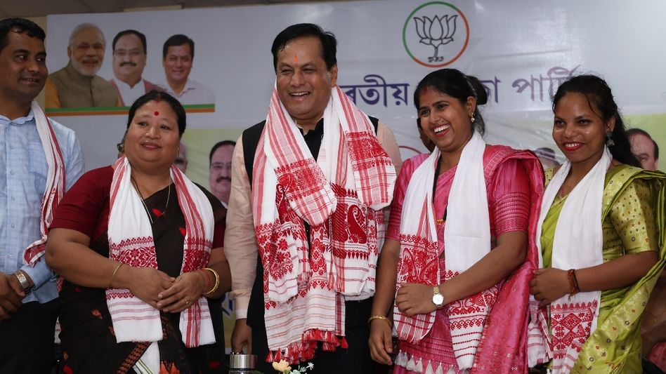 Assam: Sarbananda Sonowal urges elected Panchayat leaders to uphold integrity Assam: Sarbananda Sonowal urges elected Panchayat leaders to uphold integrity