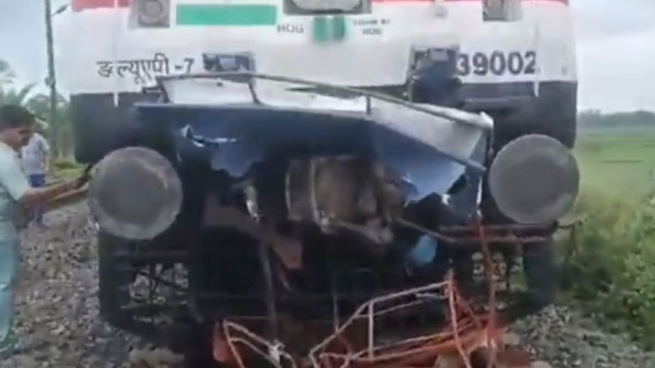 Awadh Assam express hits trolley in Bihar; rail worker dead, 3 injured Awadh Assam express hits trolley in Bihar; rail worker dead, 3 injured