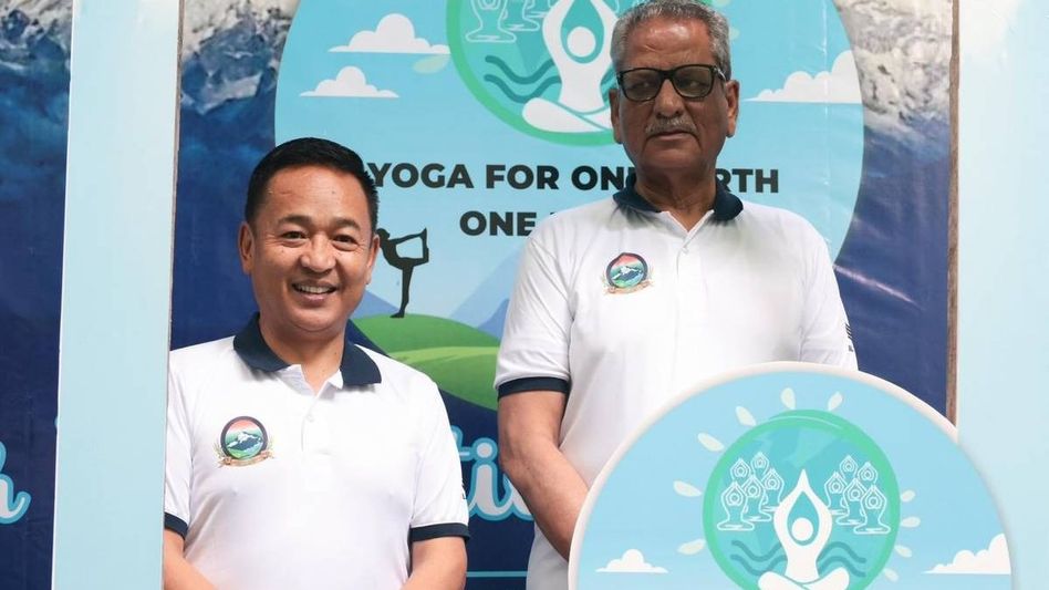 Sikkim CM Prem Singh Tamang and Governor Mathur lead International Yoga Day celebrations in state Sikkim CM Prem Singh Tamang and Governor Mathur lead International Yoga Day celebrations in state
