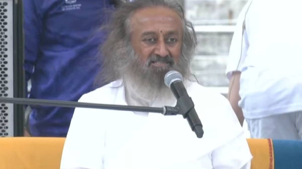 Colombia celebrates peace and unity on Yoga Day with Gurudev Sri Sri Ravi Shankar Colombia celebrates peace and unity on Yoga Day with Gurudev Sri Sri Ravi Shankar