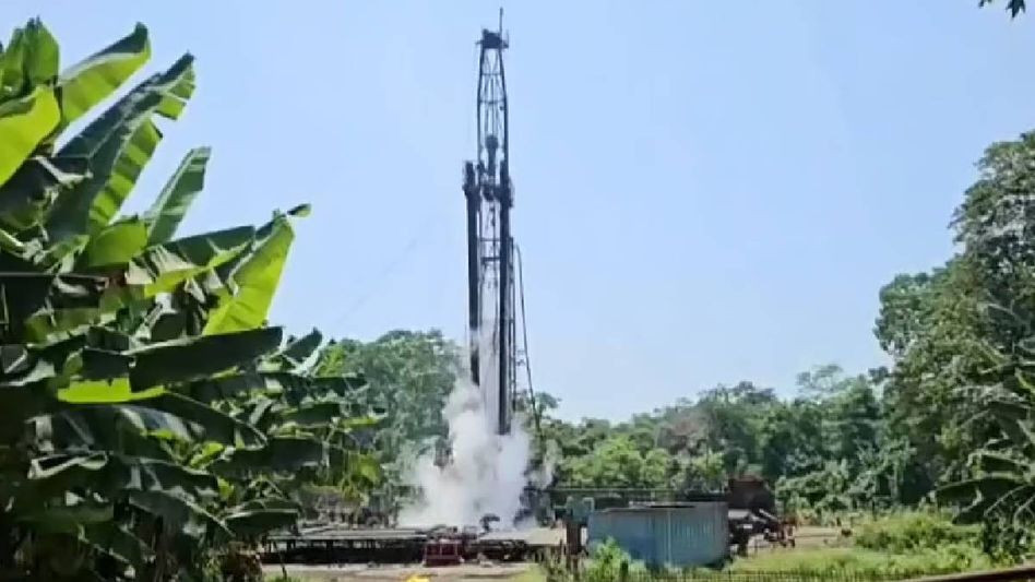 Engineers’ body demands probe into ‘dry’ oil wells, calls for accountability post-Sivasagar ONGC gas leak Engineers’ body demands probe into ‘dry’ oil wells, calls for accountability post-Sivasagar ONGC gas leak