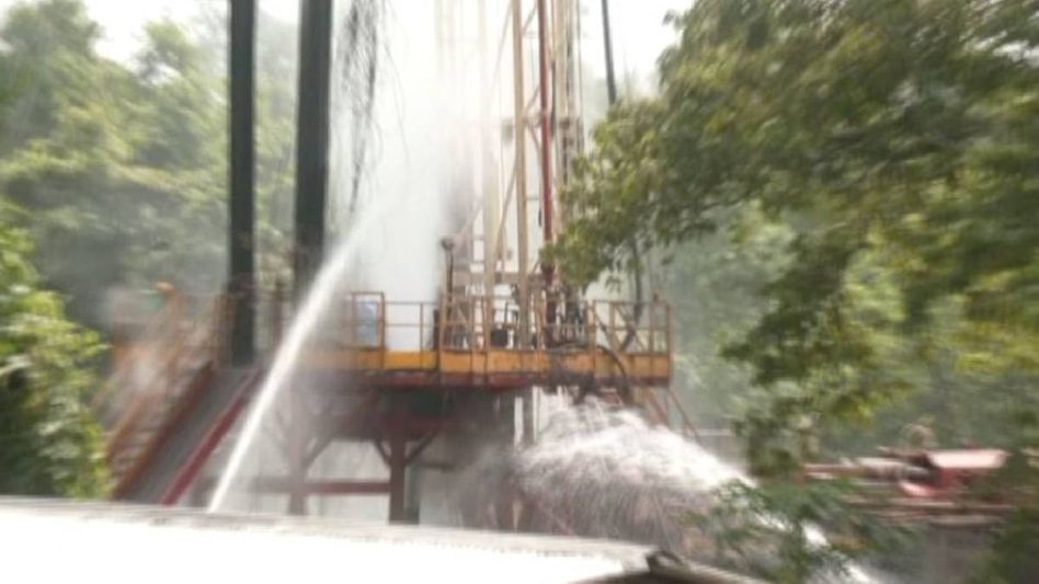 Assam: ONGC inches closer to sealing Sivasagar gas leak, declares areas beyond 500m safe Assam: ONGC inches closer to sealing Sivasagar gas leak, declares areas beyond 500m safe