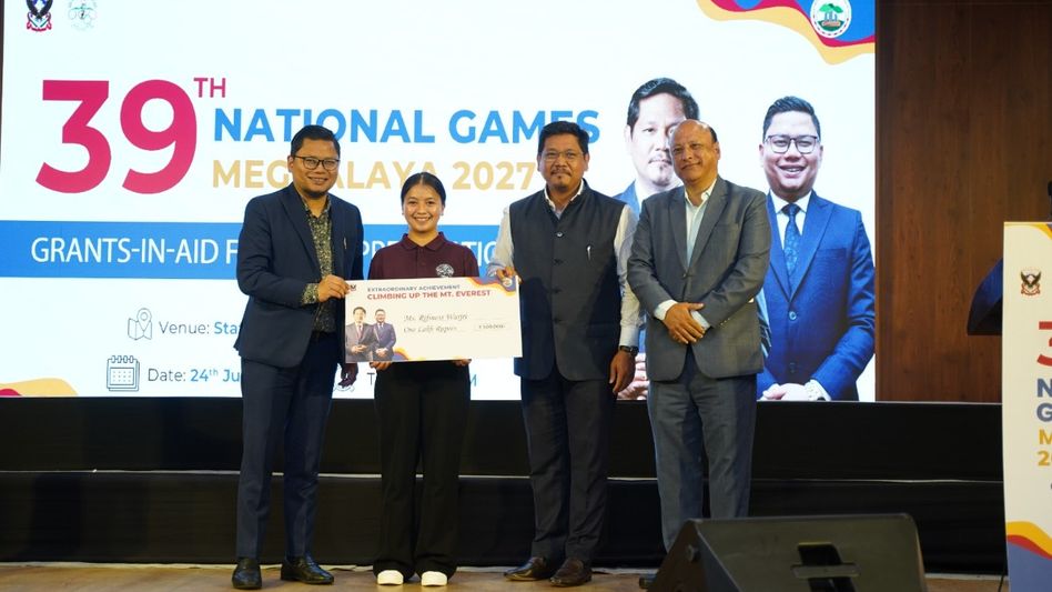 Meghalaya's Everest conqueror receives state recognition, cash award Meghalaya's Everest conqueror receives state recognition, cash award