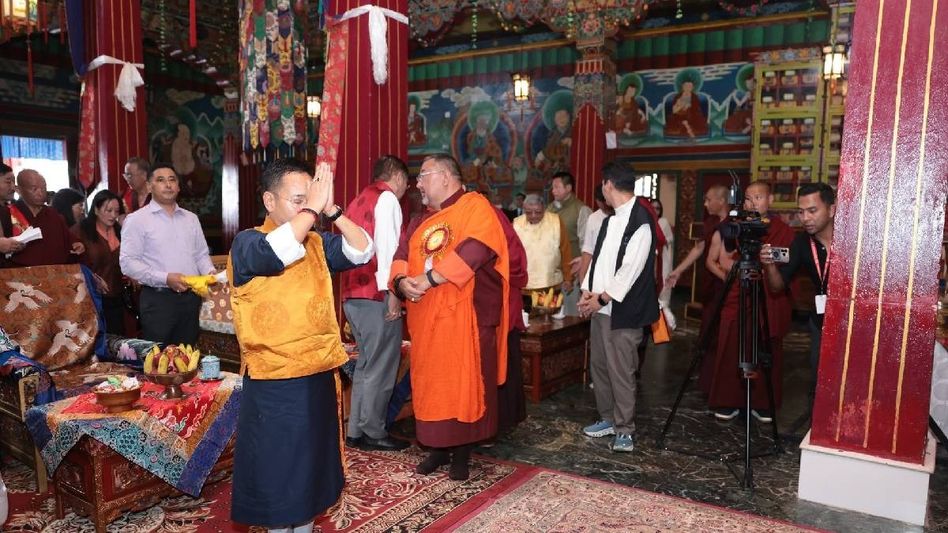 Sikkim CM calls for spiritual unity on His Holiness the 17th Gyalwang Karmapa's 40th birthday Sikkim CM calls for spiritual unity on His Holiness the 17th Gyalwang Karmapa's 40th birthday