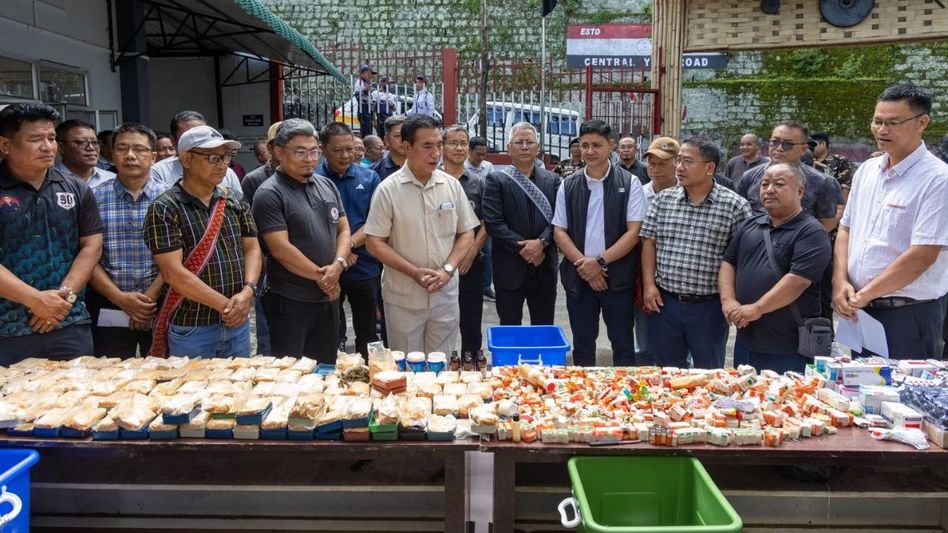 Mizoram CM joins CYMA in destroying Rs 4.29 crore worth of seized drugs Mizoram CM joins CYMA in destroying Rs 4.29 crore worth of seized drugs