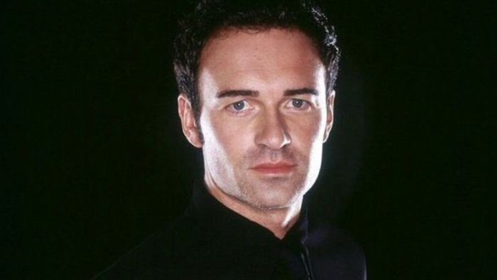 Julian McMahon