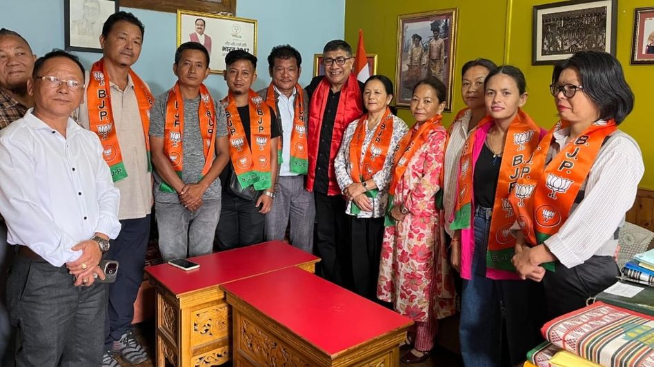 Sikkim BJP gets major push as 10 noted individuals join party fold Sikkim BJP gets major push as 10 noted individuals join party fold