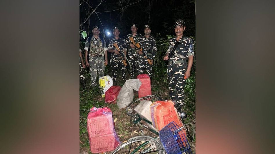 Assam: SSB seizes 216 bottles of Bhutanese liquor along Indo-Bhutan border in Kokrajhar Assam: SSB seizes 216 bottles of Bhutanese liquor along Indo-Bhutan border in Kokrajhar