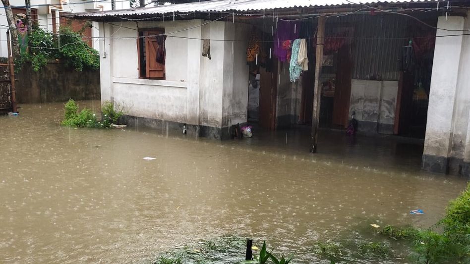 380 people in relief camps as floods hit South Tripura; red alert issued 380 people in relief camps as floods hit South Tripura; red alert issued