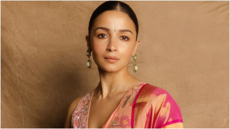 Alia Bhatt’s ex-assistant arrested for embezzling Rs 76 lakh from production company Alia Bhatt’s ex-assistant arrested for embezzling Rs 76 lakh from production company