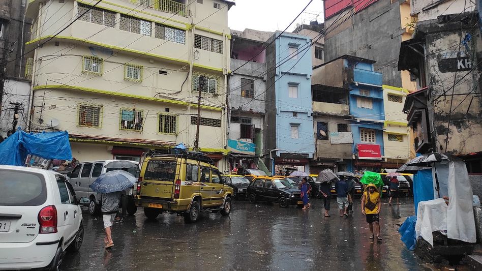 Tourist taxis halted as Assam-Meghalaya joins nationwide strike Tourist taxis halted as Assam-Meghalaya joins nationwide strike