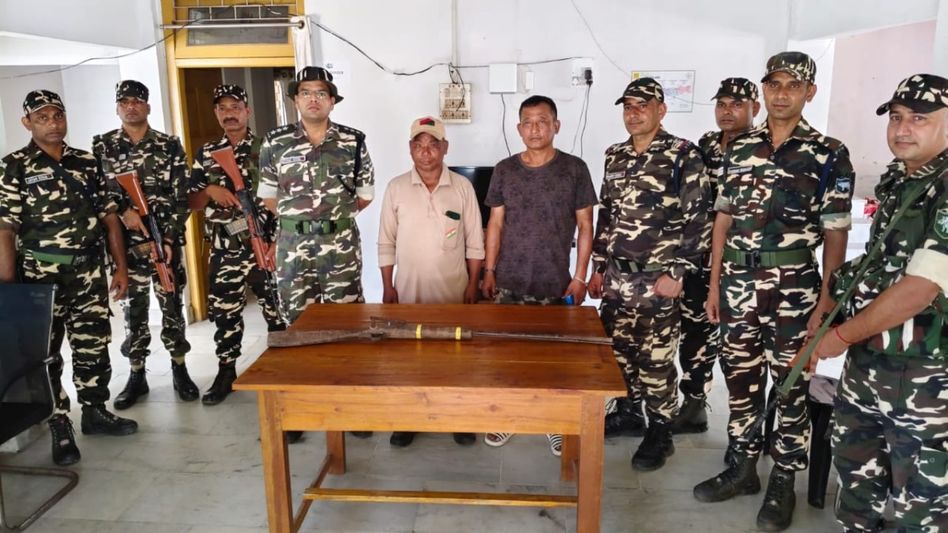 Assam: SSB’s 6th Battalion seizes illegal 25-bore hunting rifle in Kokrajhar forest Assam: SSB’s 6th Battalion seizes illegal 25-bore hunting rifle in Kokrajhar forest