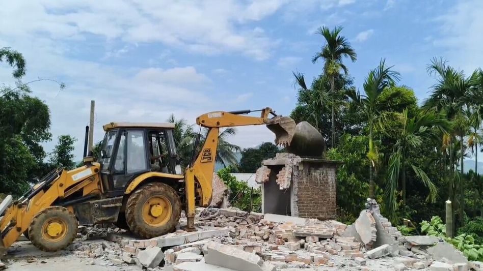 "Eviction drives to continue": Himanta says 25,000 acres of land cleared of encroachment in 4 yrs "Eviction drives to continue": Himanta says 25,000 acres of land cleared of encroachment in 4 yrs