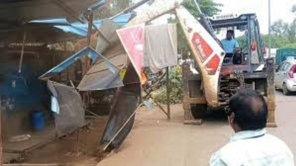 Manipur: DC Jiribam orders removal of unauthorised structures by July 18 Manipur: DC Jiribam orders removal of unauthorised structures by July 18