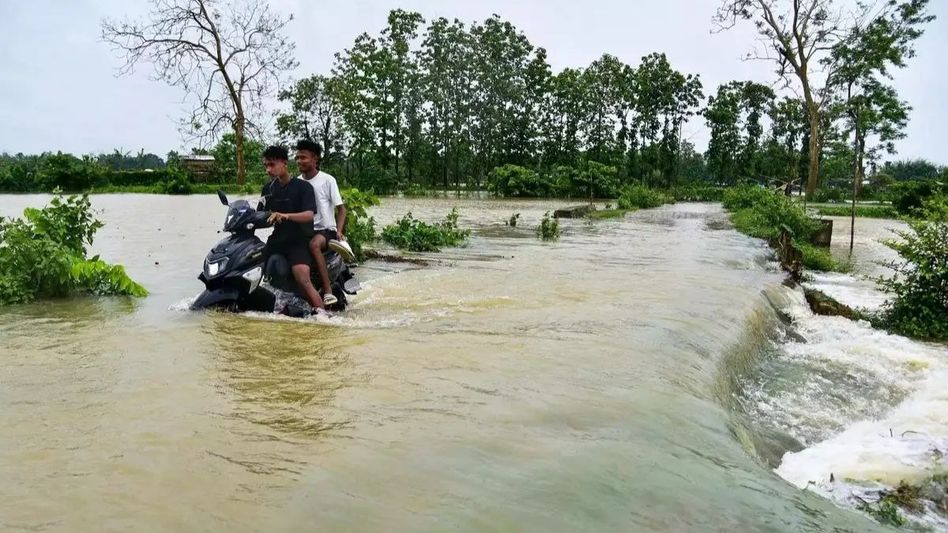 CWC flags flood risk at 20 river sites; Assam and Bihar face severe inundation CWC flags flood risk at 20 river sites; Assam and Bihar face severe inundation