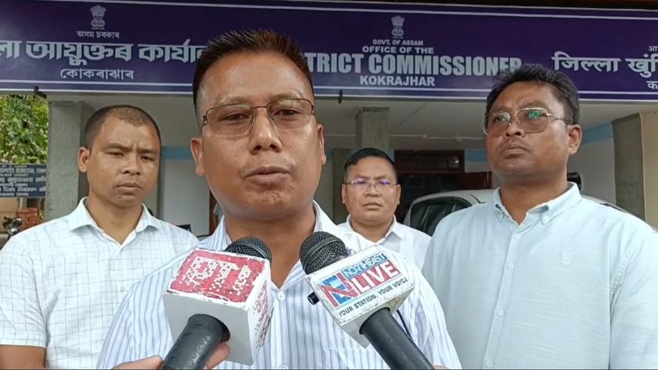 ABSU demands BTC voter list in Bodo, submits memo to Assam EC ABSU demands BTC voter list in Bodo, submits memo to Assam EC