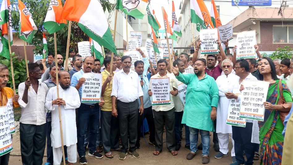 Tripura Congress holds protest across state against soaring electricity tariff prices, smart meters, and political violence Tripura Congress holds protest across state against soaring electricity tariff prices, smart meters, and political violence