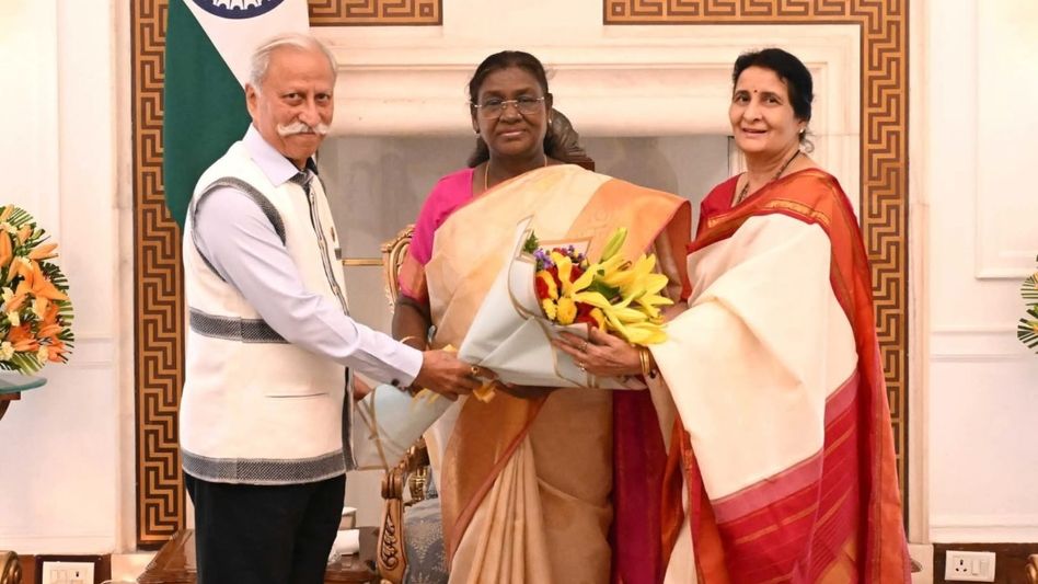 Arunachal Governor meets President Murmu, showcases state's Orchid wealth and development initiatives Arunachal Governor meets President Murmu, showcases state's Orchid wealth and development initiatives