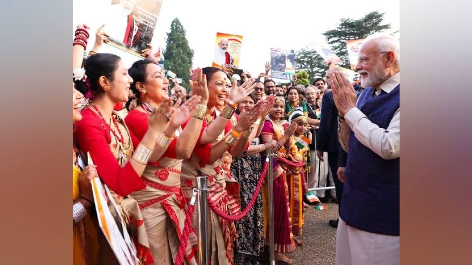 Bihu beats in UK: London-based Assamese dancers enthrall PM Modi with traditional welcome Bihu beats in UK: London-based Assamese dancers enthrall PM Modi with traditional welcome
