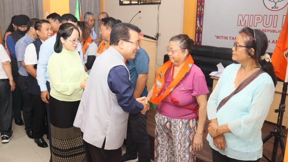 Mizoram BJP inducts 80 new members into the party Mizoram BJP inducts 80 new members into the party
