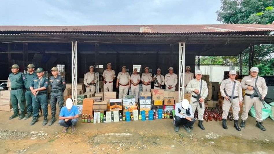 Massive IMFL haul in Manipur, two arrested with liquor worth Rs 55 lakh Massive IMFL haul in Manipur, two arrested with liquor worth Rs 55 lakh