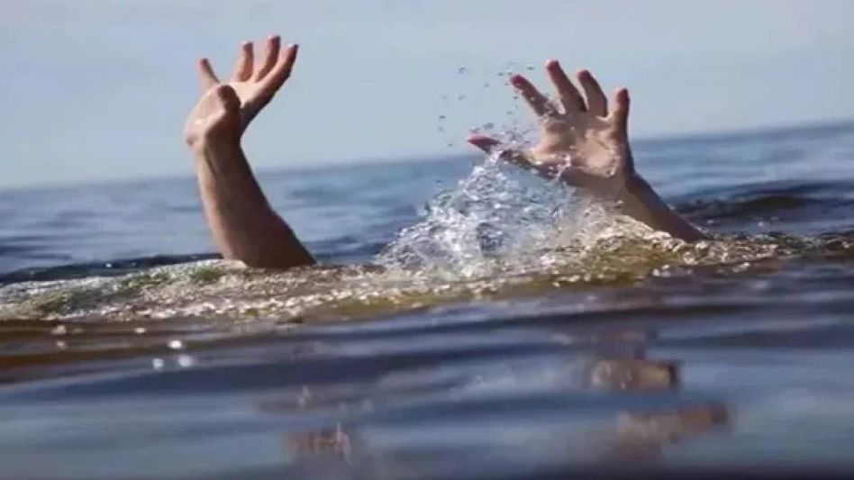 Body of man who jumped into Legship river in Sikkim recovered, infant daughter still missing Body of man who jumped into Legship river in Sikkim recovered, infant daughter still missing