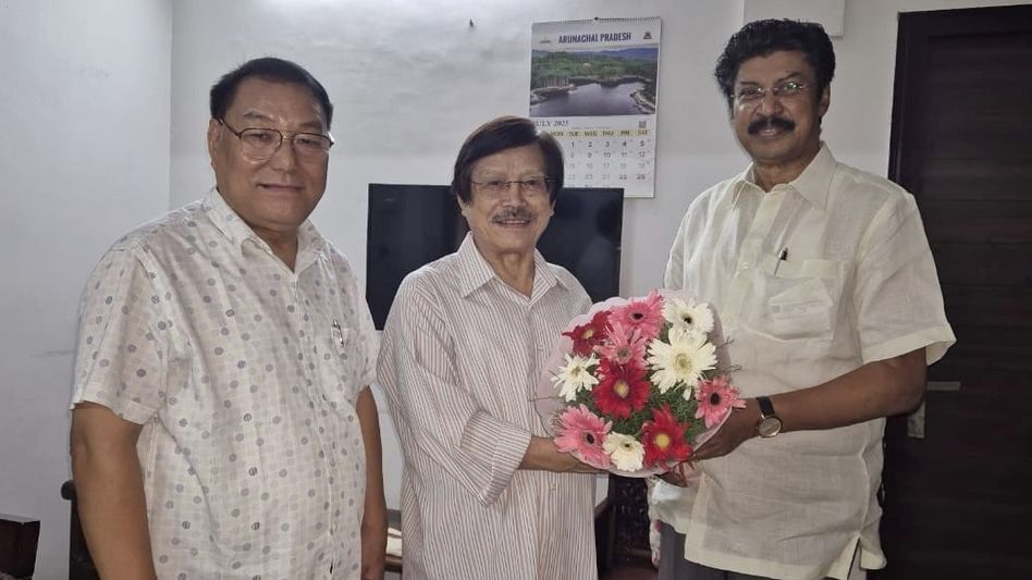 Arunachal Congress leaders pay tribute to state's first CM P.K. Thungon Arunachal Congress leaders pay tribute to state's first CM P.K. Thungon