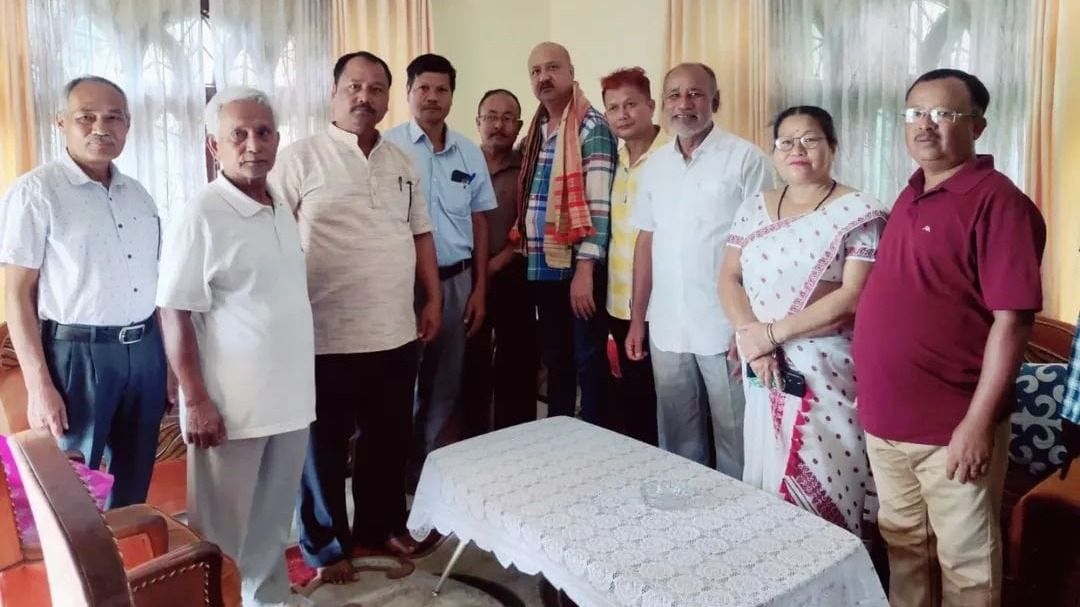 Assam: Tai Ahom delegation felicitates MLA Bhaskar Sharma for securing land rights for indigenous communities in Margherita