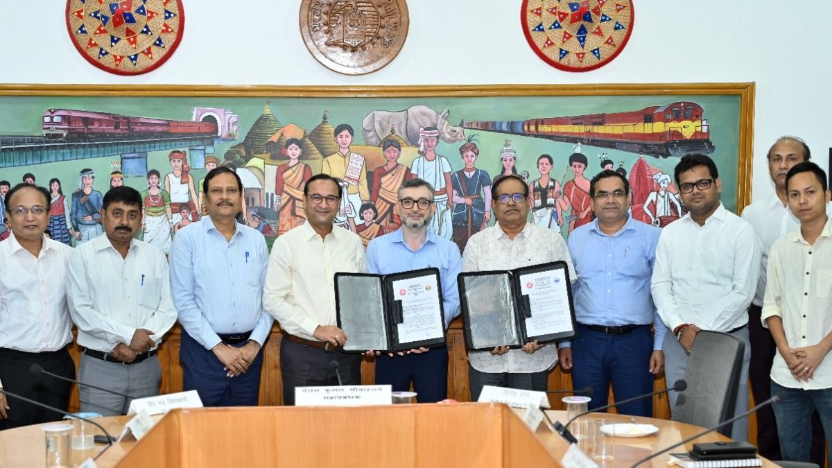 NE Fontier Railway signs two MoUs to promote sustainability, plastic recycling NE Fontier Railway signs two MoUs to promote sustainability, plastic recycling