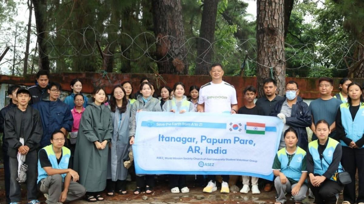 Korean youth volunteers join forces with Itanagar residents in major cleanliness drive Korean youth volunteers join forces with Itanagar residents in major cleanliness drive