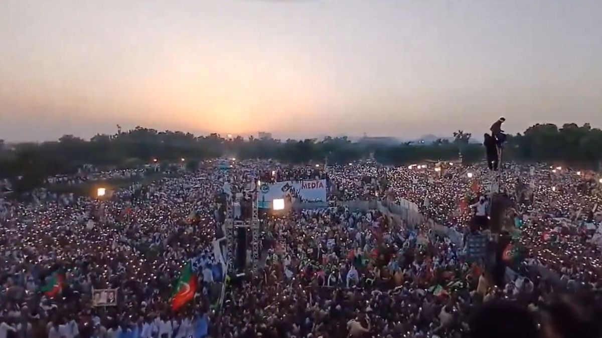 Pakistan: Over 500 PTI workers arrested amid protests for Imran Khan's release Pakistan: Over 500 PTI workers arrested amid protests for Imran Khan's release