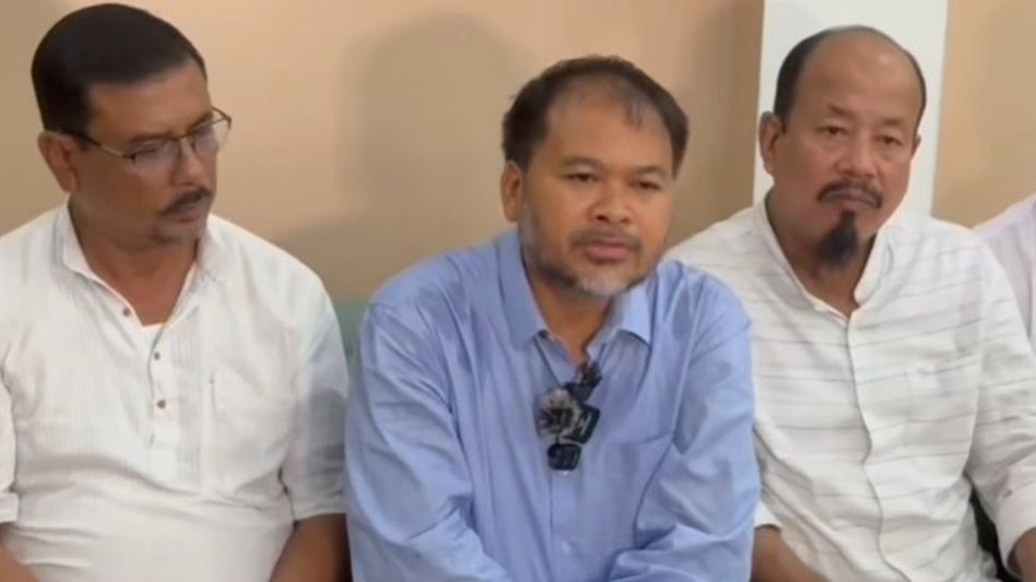"Pray for CM’s wisdom", says Akhil Gogoi on Himanta Biswa Sarma's ‘mad’ remark "Pray for CM’s wisdom", says Akhil Gogoi on Himanta Biswa Sarma's ‘mad’ remark
