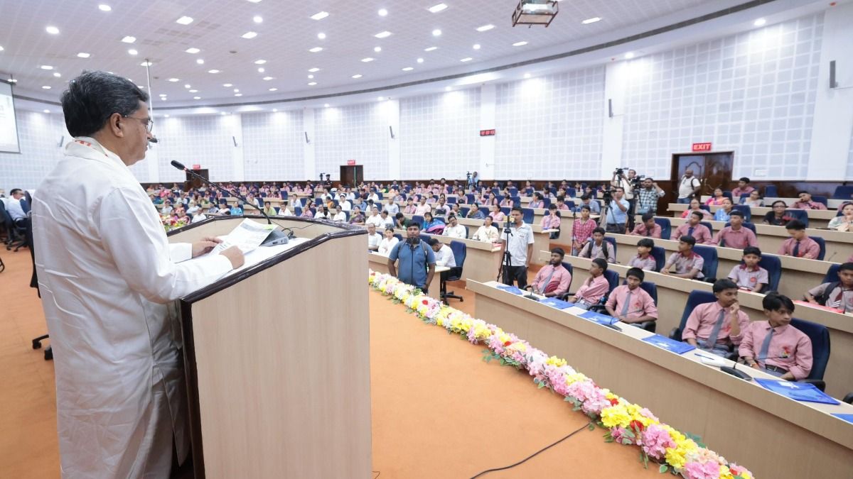 Tripura CM warns of rising drug abuse, pushes HIV awareness in schools Tripura CM warns of rising drug abuse, pushes HIV awareness in schools