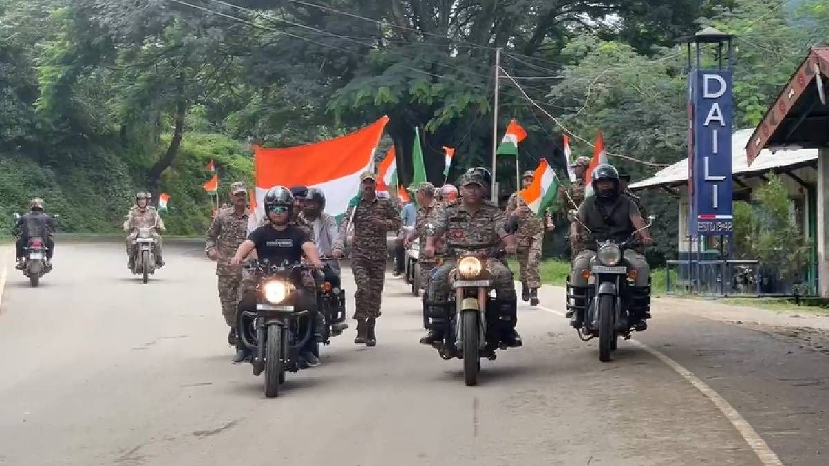 CRPF’s Har Ghar Tiranga rally paints Manipur's Kangpokpi highway in Tricolour CRPF’s Har Ghar Tiranga rally paints Manipur's Kangpokpi highway in Tricolour